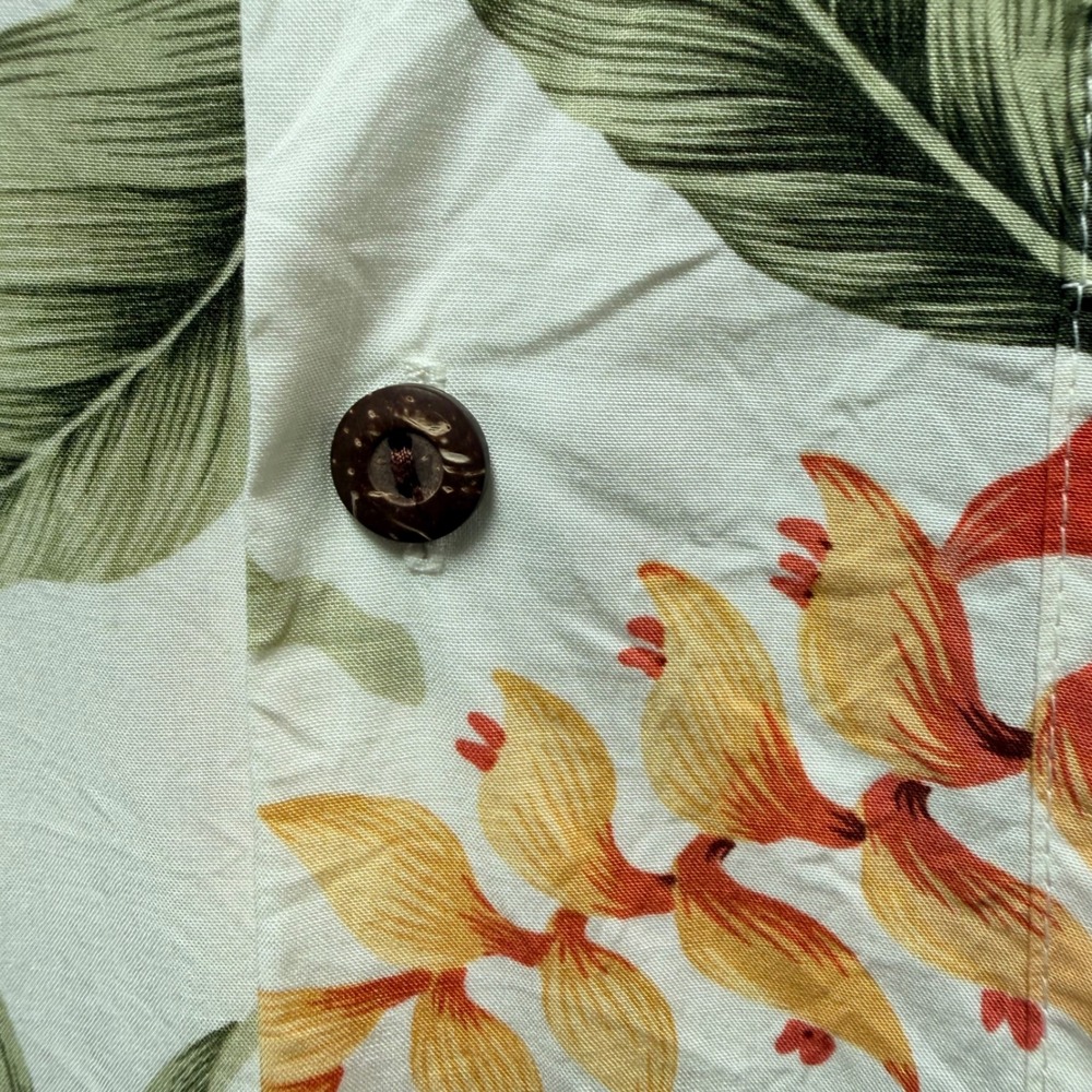 Two‎ Palms Mens Hawaiian Shirt Medium Floral Tropical Rayon Made in Hawaii Cream - Picture 3 of 6